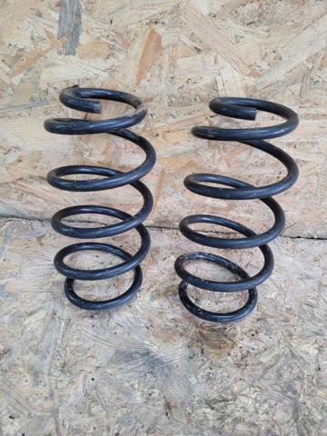 Пружина передней подвески 546302P451 HYUNDAI