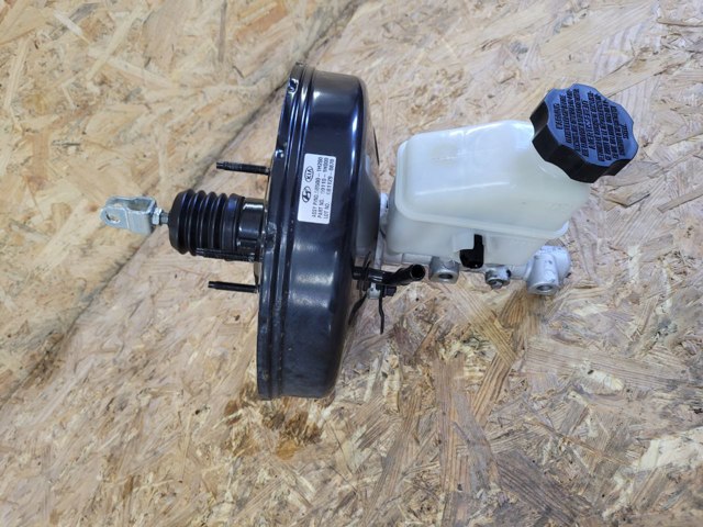 Бачок тормозной жидкости 585112L300 HYUNDAI