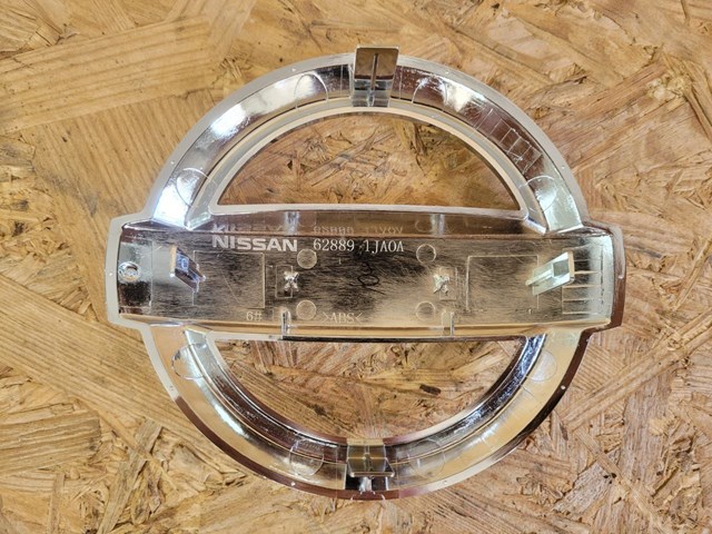 NISSAN 628891JA0A Эмблема решетки радиатора в наличии Николаев
