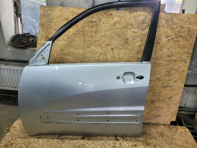 Двери кабины Toyota RAV4 II