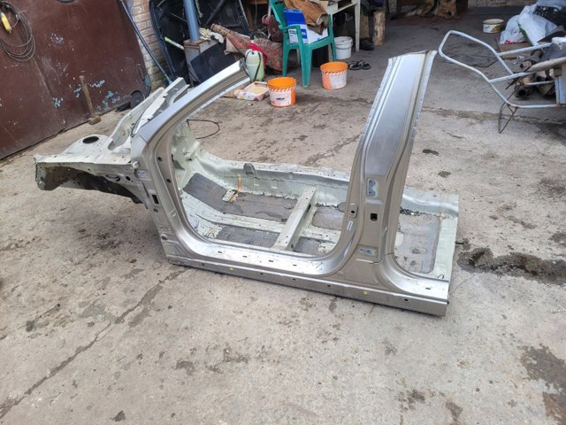 Стойка центральная, левая 714012TB00 HYUNDAI