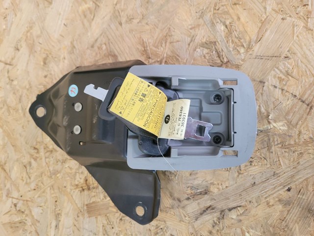 TOYOTA 7332042040B1 в наличии Ужгород