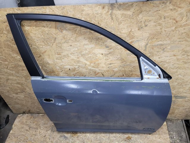 Пассажирская передняя дверь 760042P010 HYUNDAI