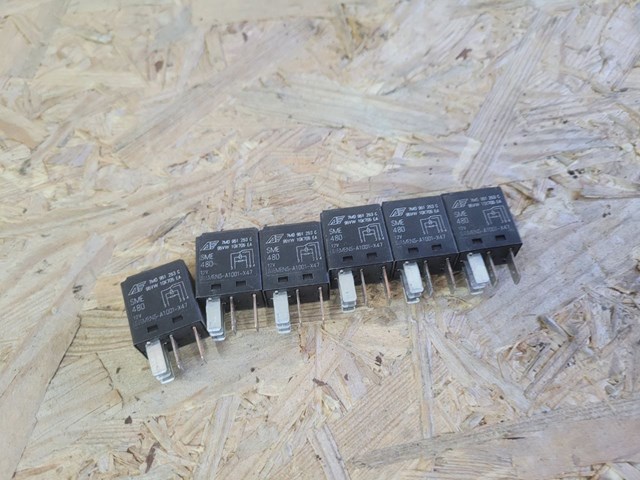7M0951253C VAG Реле электрическое многофункциональное купить в Винница