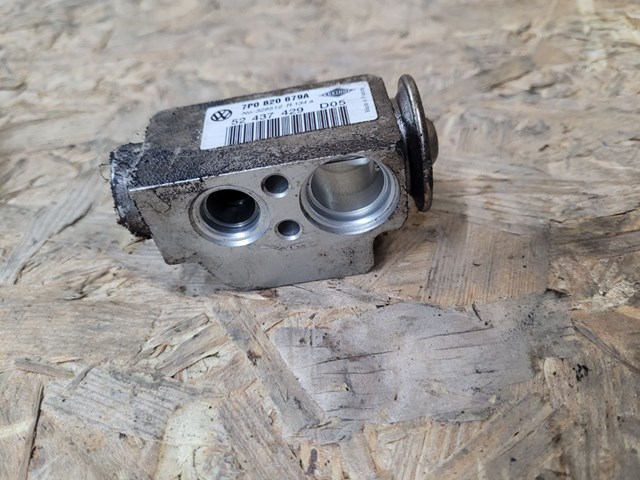 7P0820679A Клапан TRV кондиционера купить Ужгород