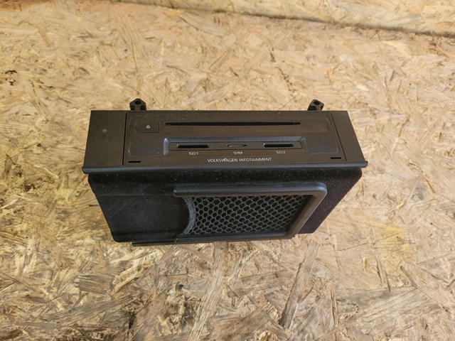 VAG 7P6035670 Магнитола в наличии Ужгород
