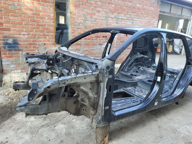 7P6813303 VAG Панель багажного отсека задняя купить в Украина