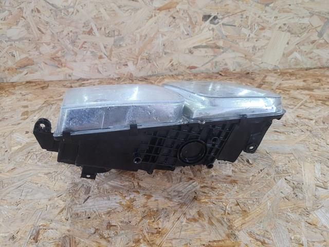 811456A251 TOYOTA Правая фара купить в Черновцы