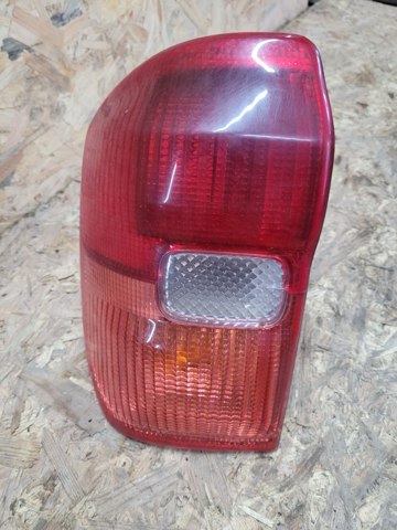 Левый стоп 8156142060 TOYOTA