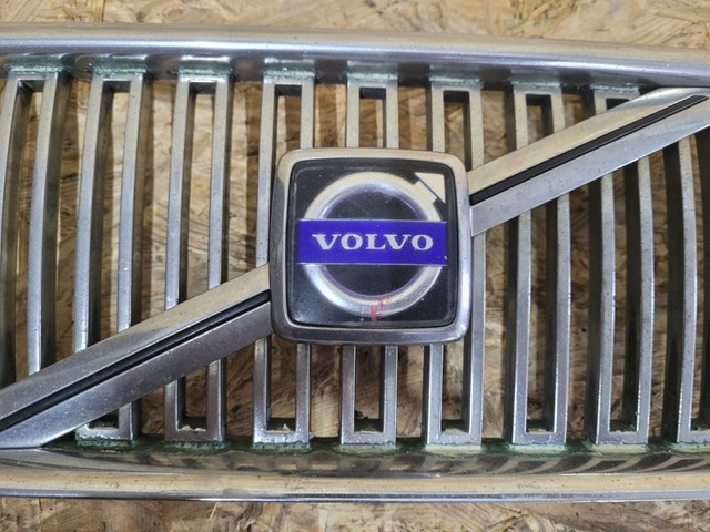 8678680 VOLVO Решетка радиатора купить в Харьков