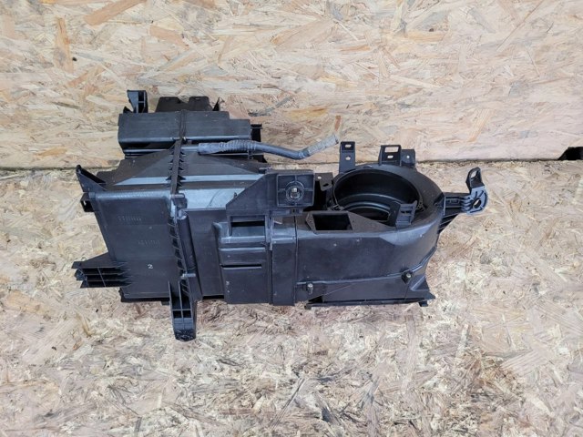 8705005430 TOYOTA Корпус печки в сборе купить в Ужгород