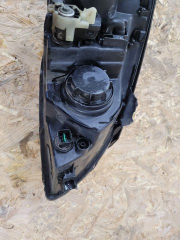 921032L120 HYUNDAI Левая фара купить в Павлоград