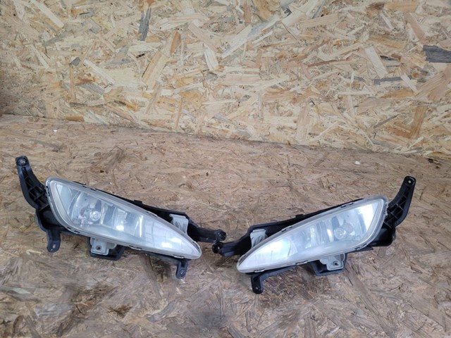 Противотуманка левая 922012T010 HYUNDAI