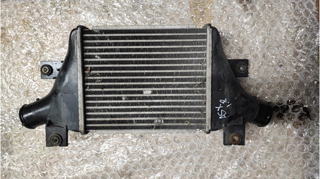 1530A093 MITSUBISHI Радиатор интеркуллера купить в Украина