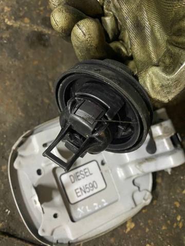 Крышка топливного Бака 1711A019 MITSUBISHI