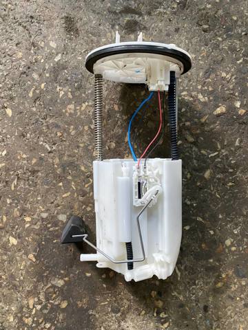 Насос погружной в баке 1760A416 MITSUBISHI