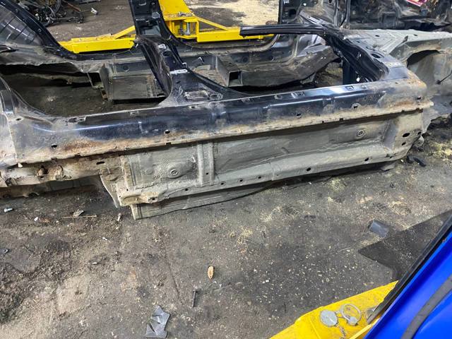 Внешний правый порог  5253B776 MITSUBISHI