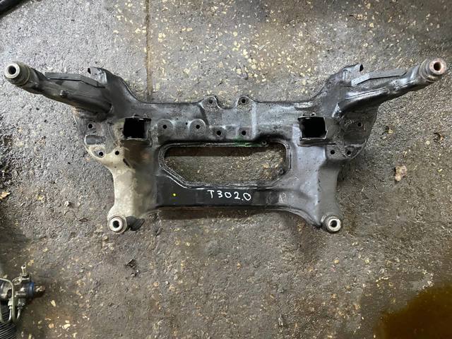 Поперечина передней подвески 54400EQ300 NISSAN