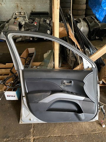 5700A277 MITSUBISHI Дверь передняя левая купить в Тернополь