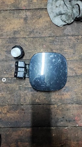 Дверка бензобака Mitsubishi Outlander 3