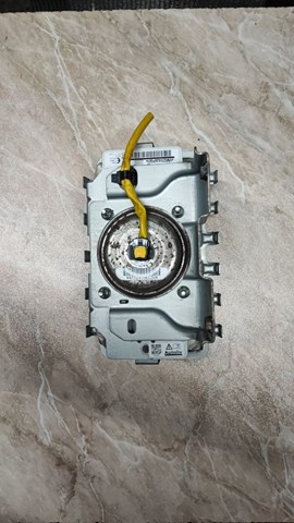 Подушка безопасности (AIRBAG) пассажирская 7030A311 MITSUBISHI