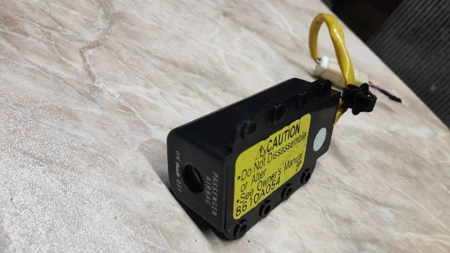 8610A054 MITSUBISHI Замок отключения (деактивации) подушки безопастности пассажира купить в Полтава