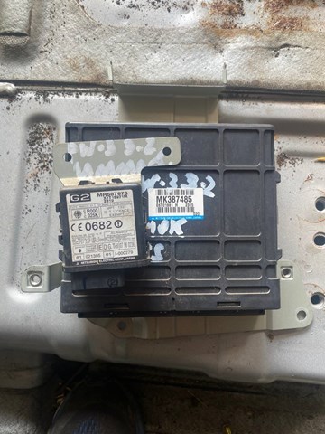 Компьютер двигателя MK387485 MITSUBISHI