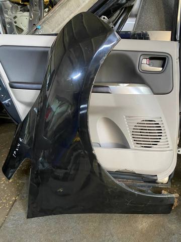 Переднее правое крыло MN150860 MITSUBISHI