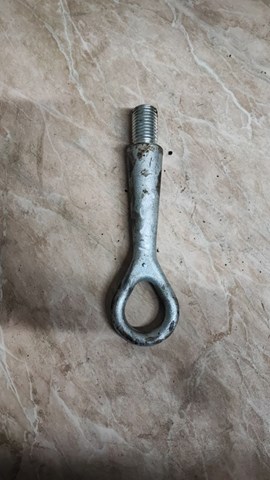 Крюк буксировочный MN165999 MITSUBISHI