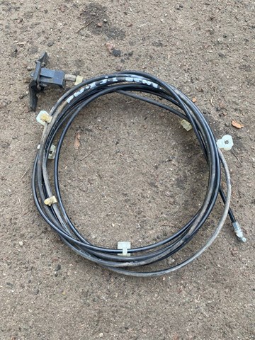 Замок открывания лючка бензобака MR303200 MITSUBISHI
