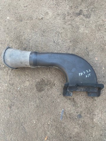 Воздухозаборник воздушного фильтра MR404731 MITSUBISHI