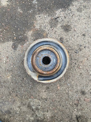 Опора передней стойки MR448170 MITSUBISHI