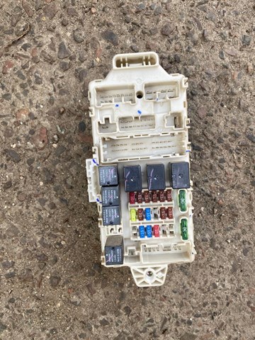 MR587875 MITSUBISHI Блок комфорта купить в Одесса