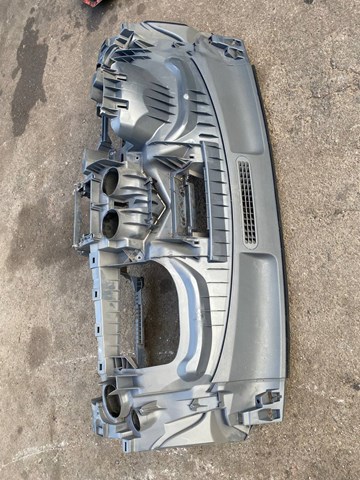MITSUBISHI MR951725HA Панель салона передняя "торпедо", нижняя часть в наличии Львов