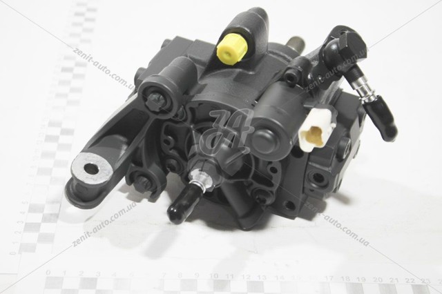 Насос топливный высокого давления 167003669R RENAULT