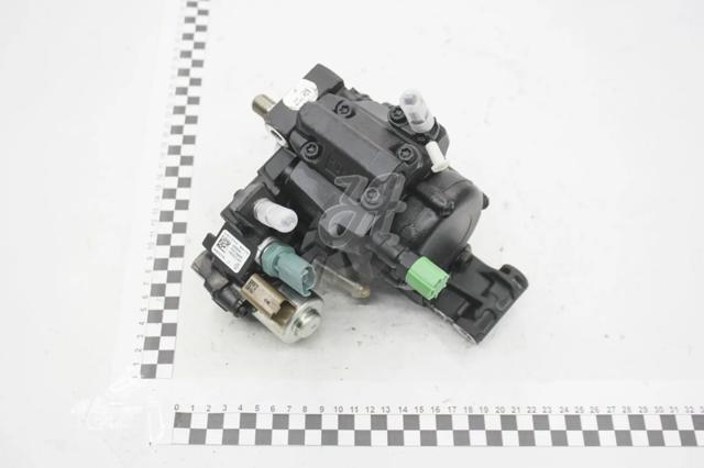 Насос топливный высокого давления 8200791749 RENAULT