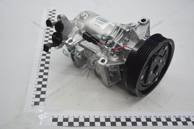 Насос кондиционера 8201025121 RENAULT