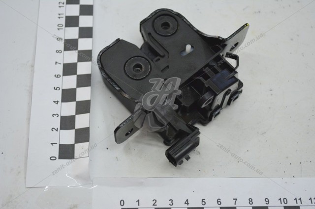 RENAULT 905039326R Замок багажника в наличии Николаев