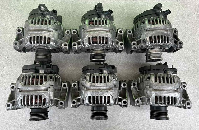 Автомобильный генератор 0124425040 BOSCH