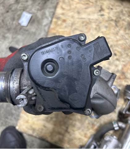 Заслонка воздушная 161A05457R RENAULT