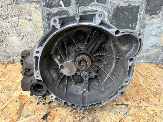 Коробка передач в сборе с главной передачей и дифференциалом 3S6R7002AB FORD