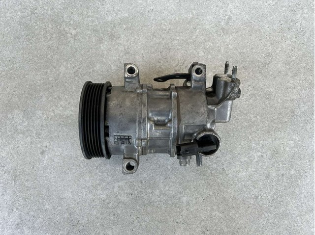 Компрессор климатической установки 4471503941 DENSO