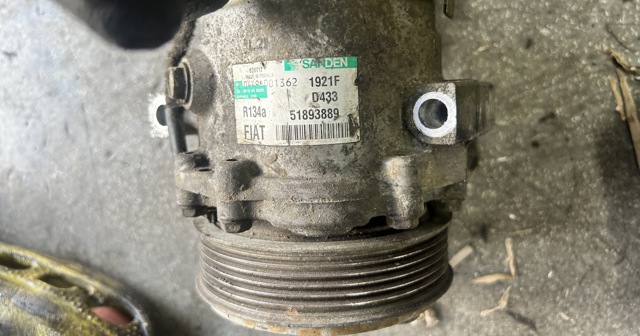 Компрессор кондиционера 51893889 FIAT