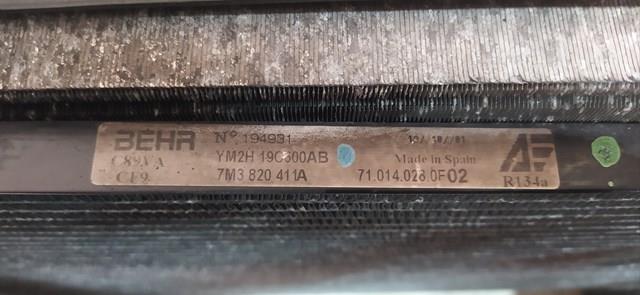 Радиатор кондиционера 7M3820411A