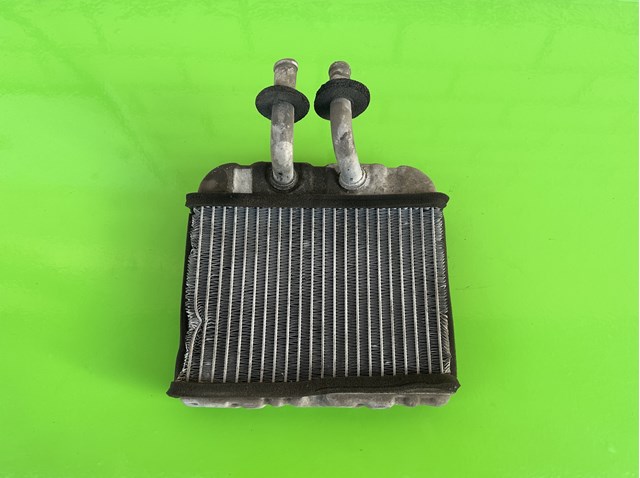 Радиатор печки (отопителя) 9210161 Opel