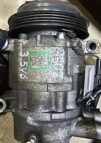 Компрессор климатической установки 92600CD100 NISSAN