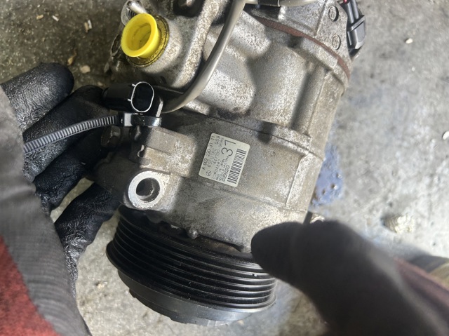 Насос кондиционера A0022303111 MERCEDES