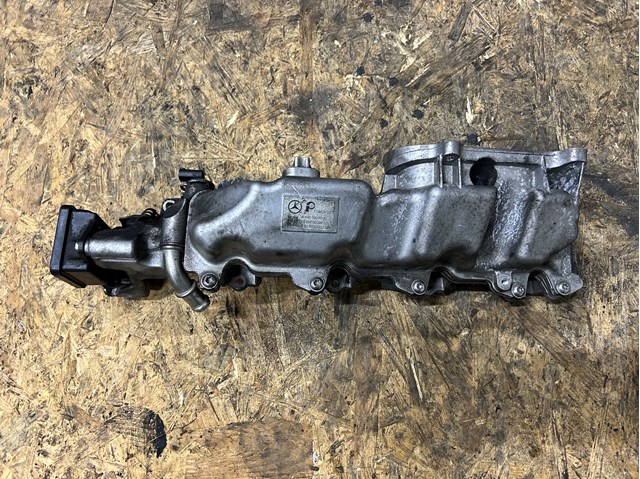 Впускной коллектор A6400901037 MERCEDES