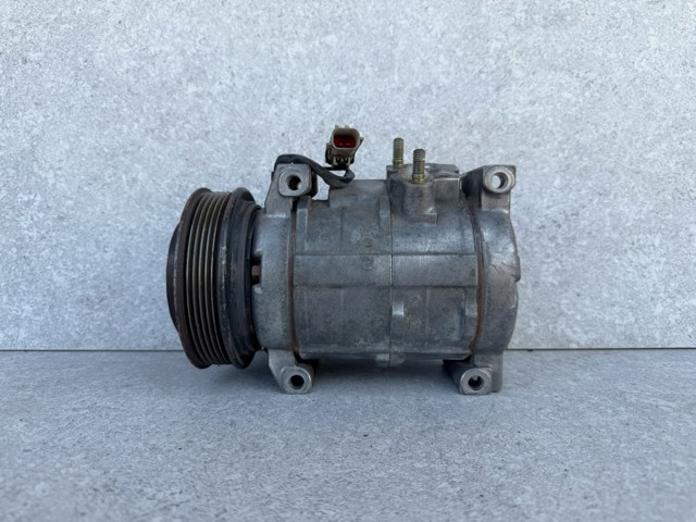 Компрессор климатической установки 05005420AA CHRYSLER