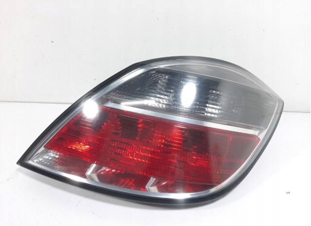 Задний правый стоп 13222325 OPEL